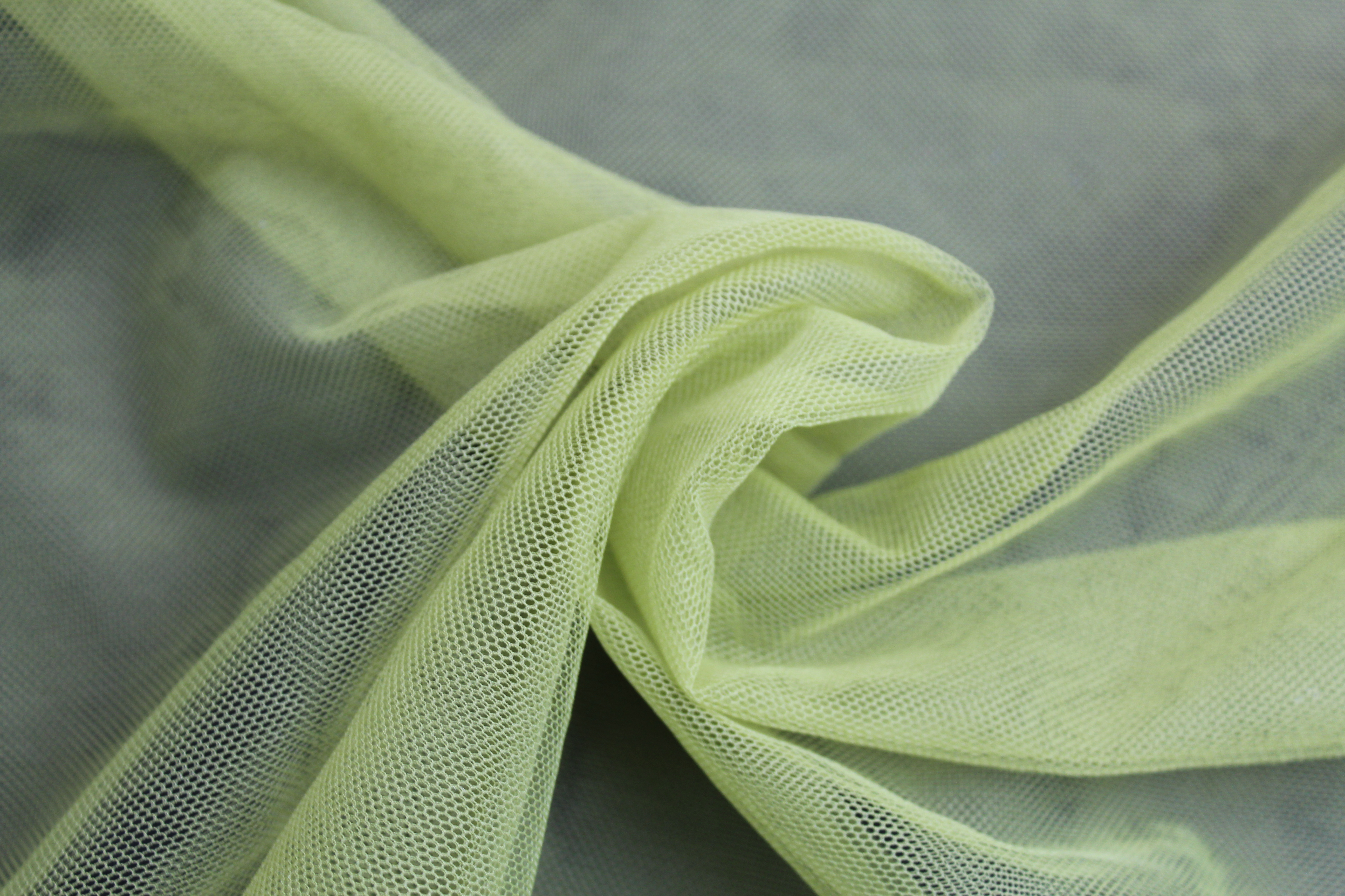 NYLON TULLE - MOSS GREEN (660)